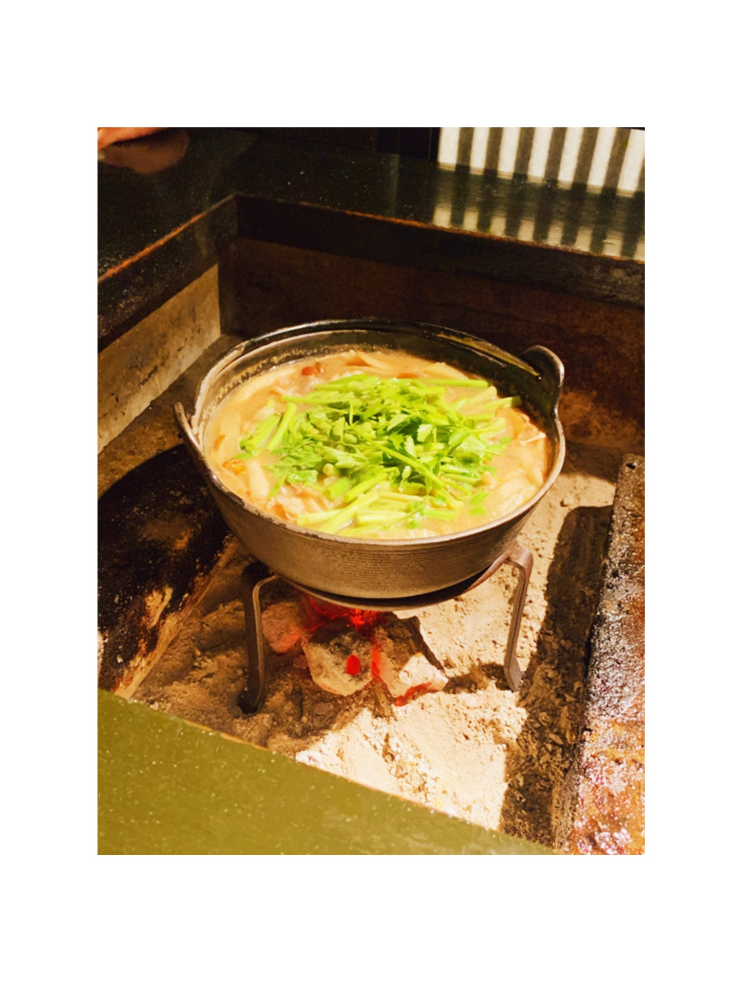 Cast Iron Round Pot with Wooden Lid 30cm | WISTOS