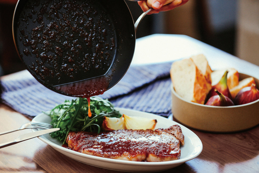 The perfect pre-season iron frying pan for your steak and stir-frying dishes!