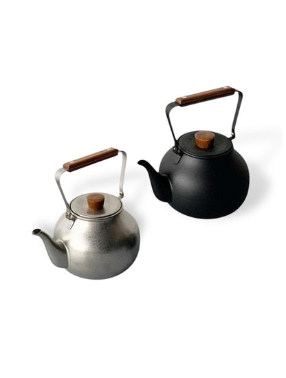 Miyaco Stainless Tea Pot 700ml, Frosty Silver / Matte Black