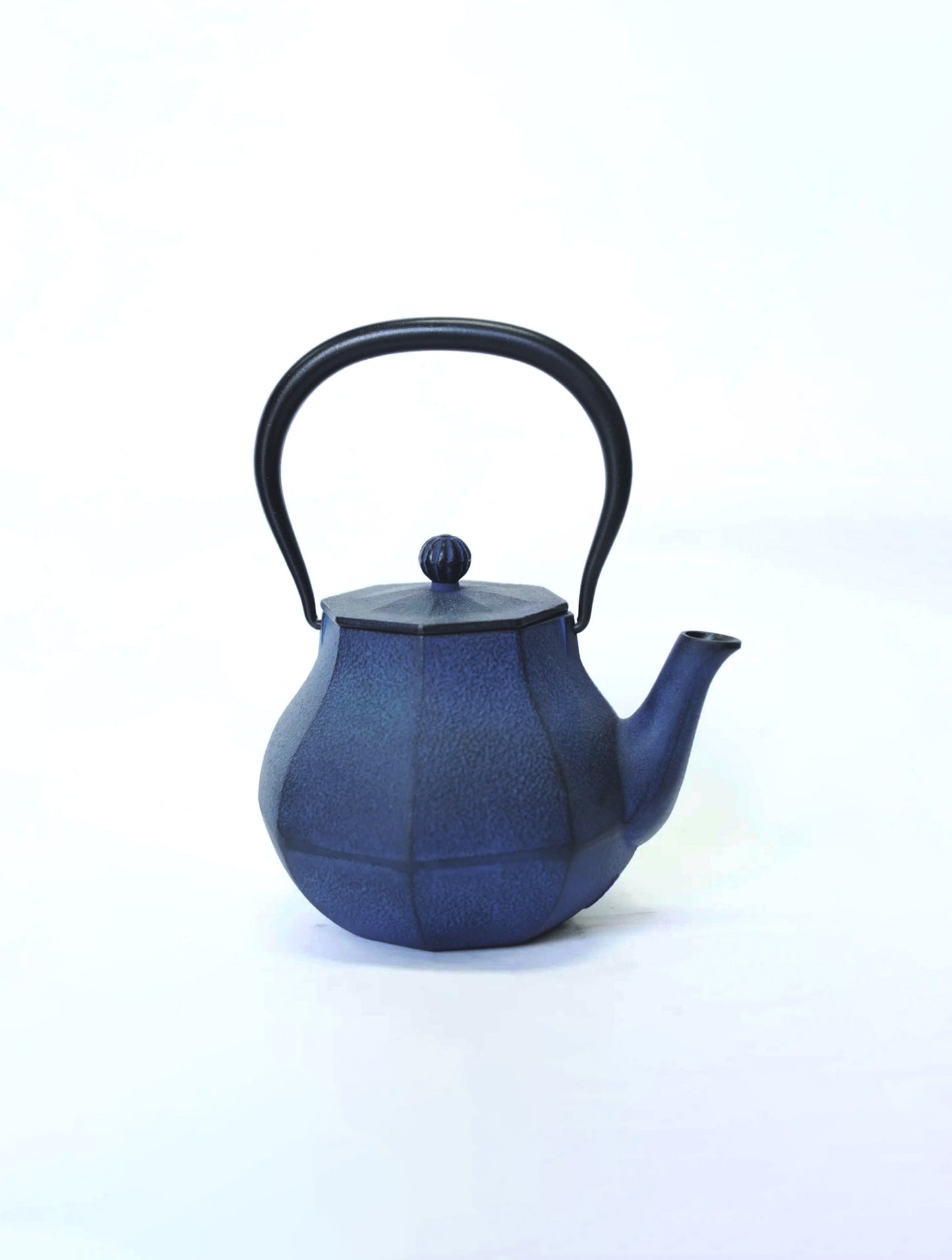 Oitomi - Nambu Tekki, Cast Iron Kettle Miyabi Blue 1L