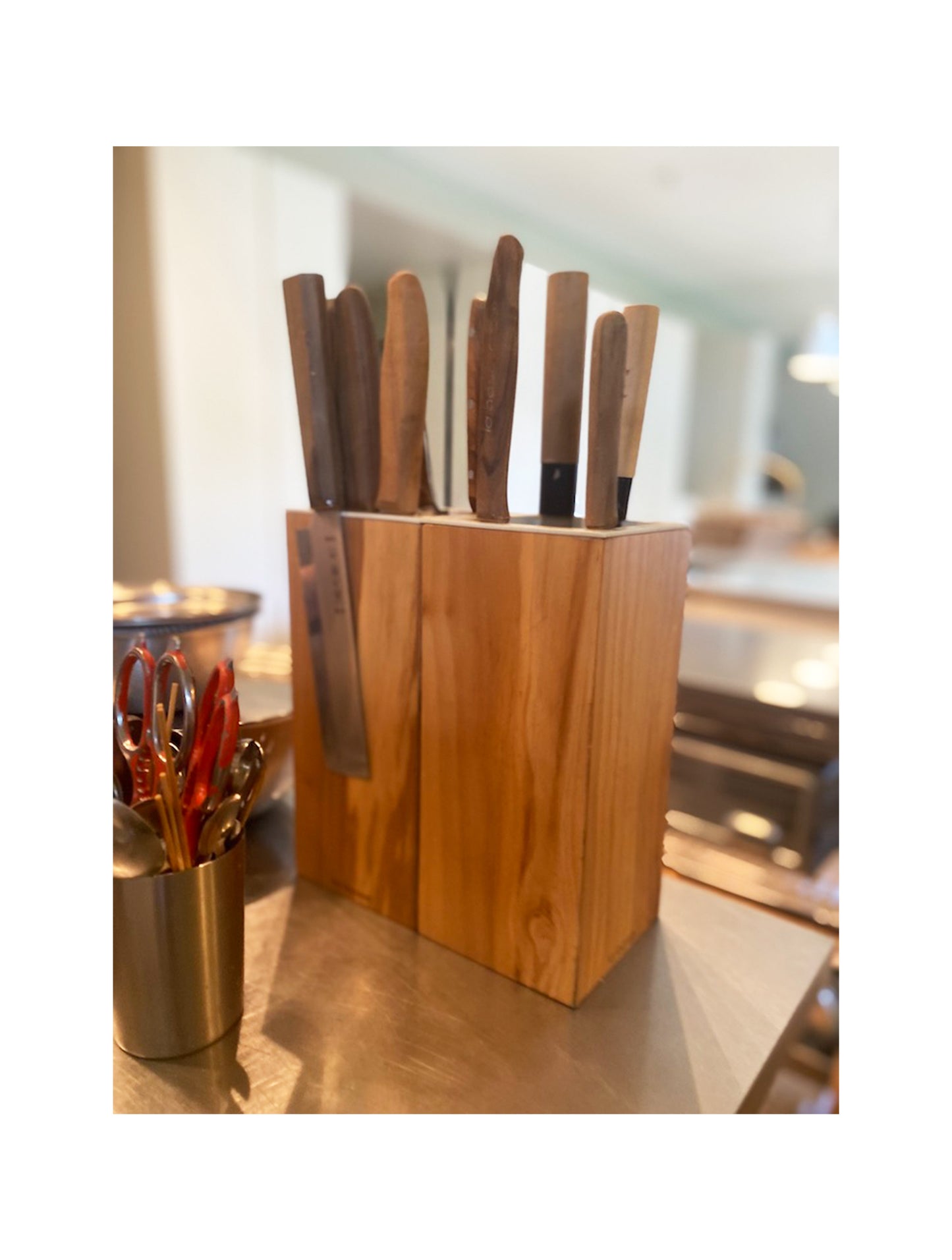 la base - Italian Olive Wood Kitchen Magnetic Knife Block, Knife Stand